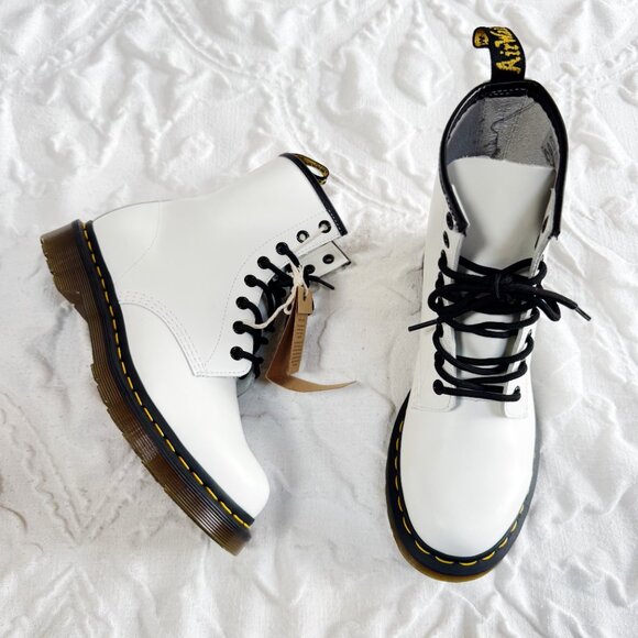 Dr. Martens 1460 Softy T Leather Lace Up Boots Size 8 New - Picture 7 of 14